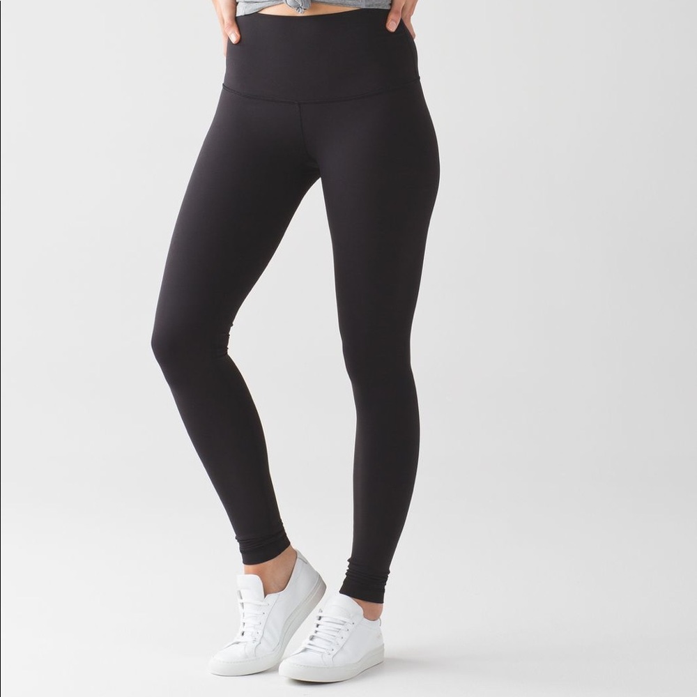Lululemon Wunder Unders 7/8 Black Size 8